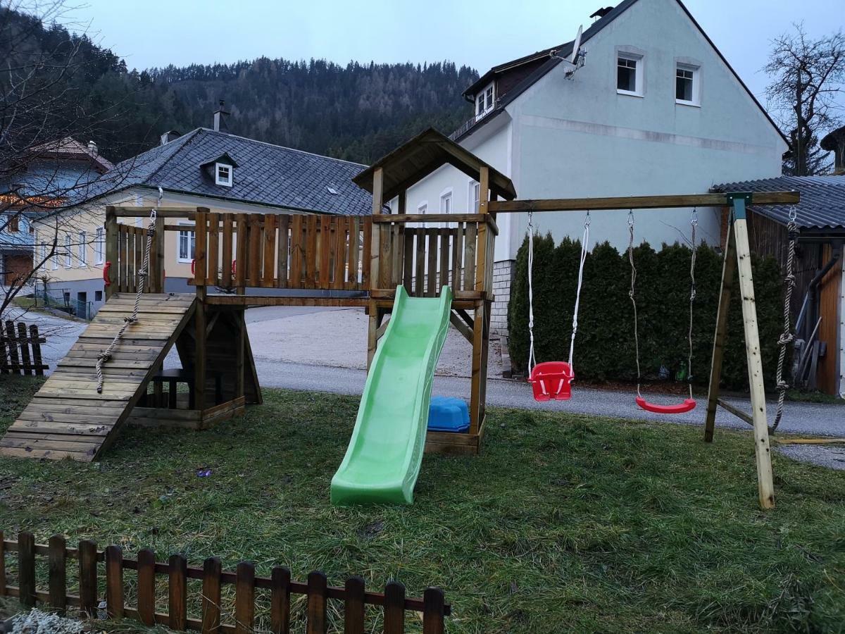 Gasthof Zum Falkenstein Hotel Schwarzau im Gebirge Exterior photo